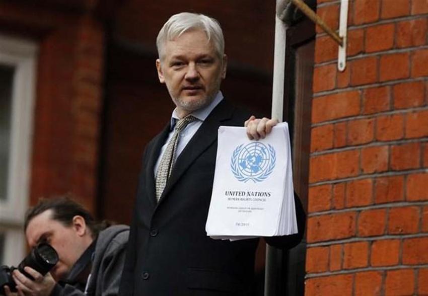 CIA'in skandal planı deşifre oldu! Rusya'nın Assange'ı kaçırmasına karşı Londra'da sokaklarında çatışma...