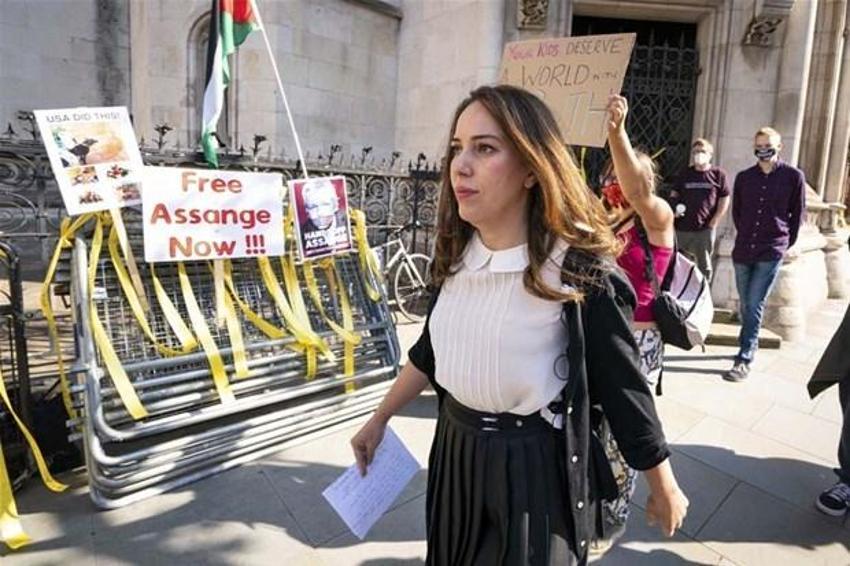 CIA'in skandal planı deşifre oldu! Rusya'nın Assange'ı kaçırmasına karşı Londra'da sokaklarında çatışma...