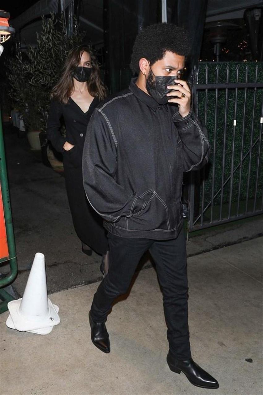 Angelina Jolie ile The Weeknd akşam yemeğinde!