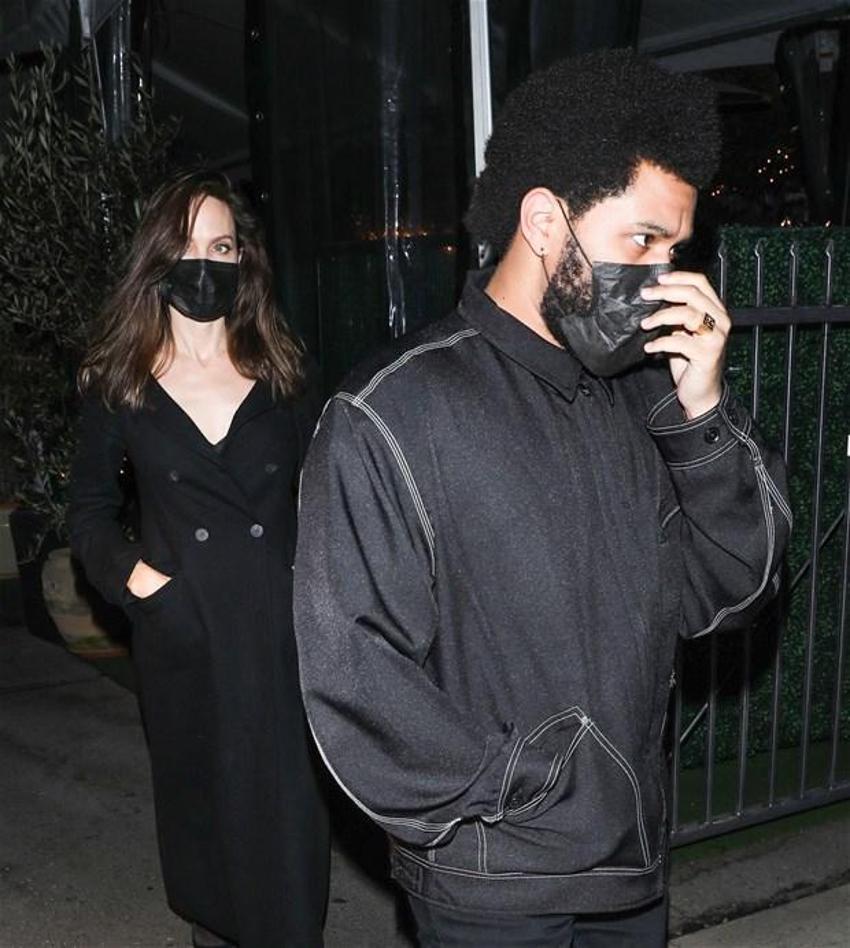 Angelina Jolie ile The Weeknd akşam yemeğinde!