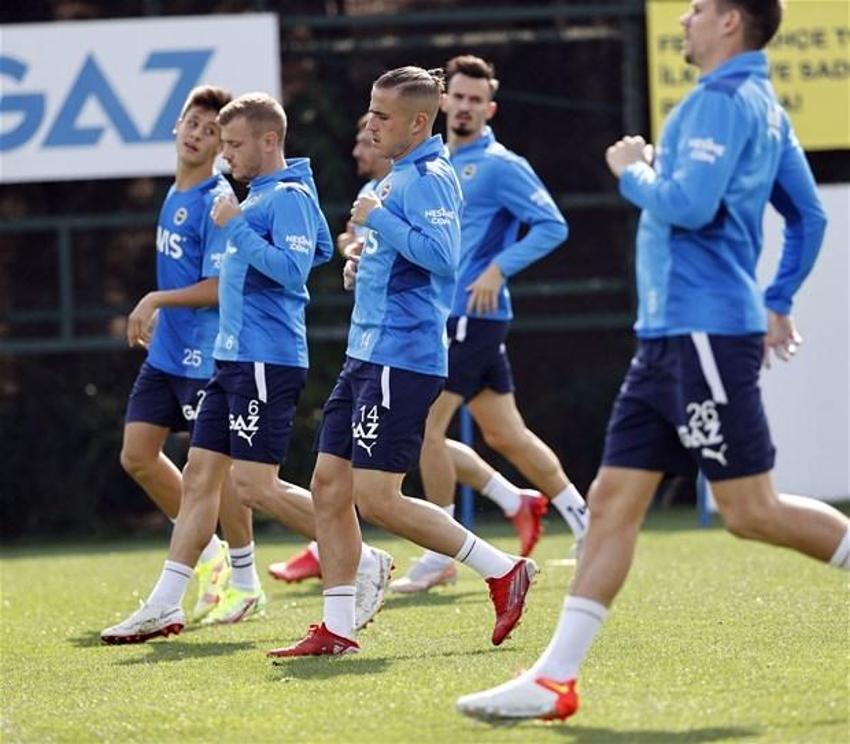 Ali Koç'a 'Mutlaka alınsın' demişti! Vitor Pereira'nın prensine Mehmet Demirkol'dan olay sözler! 'Vasatın altında'