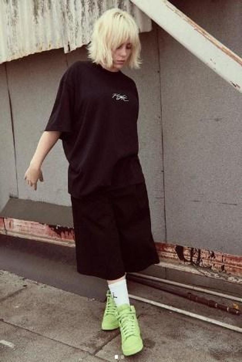 Billie Eilish'ten şaşırtan itiraf: Memelerim yüzünden 100 bin takipçi kaybettim