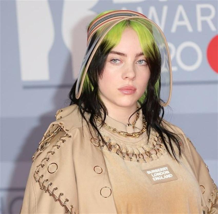 Billie Eilish'ten şaşırtan itiraf: Memelerim yüzünden 100 bin takipçi kaybettim