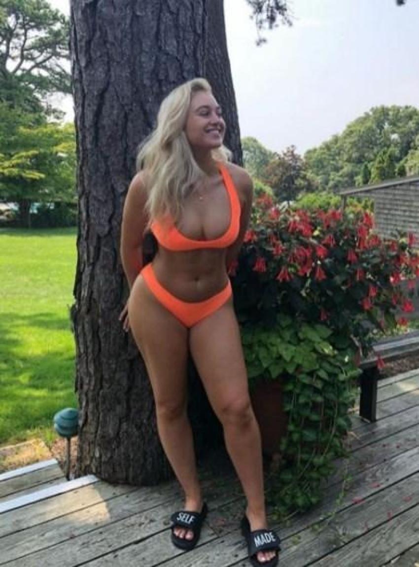 Iskra Lawrence, kilosuyla dalga geçenlere meydan okudu!