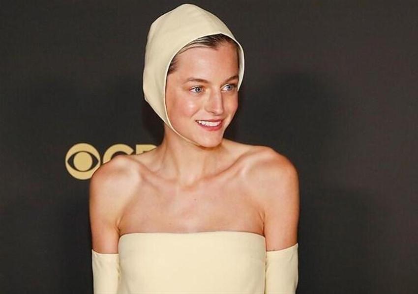 Televizyon dünyasının Oscar'ı Emmy Ödülleri'nin sahipleri belli oldu! Geceye iki dizi damga vurdu...