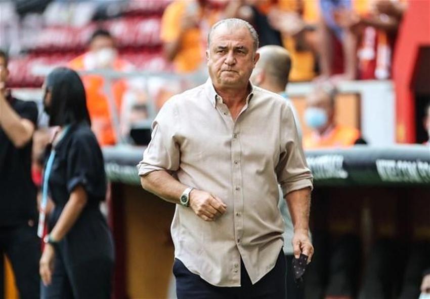 Galatasaray TT Stadı'nda Alanyaspor'a kaybetti tribünler iki futbolcuya dayanamadı! Önce ıslık sonra yuhalama...