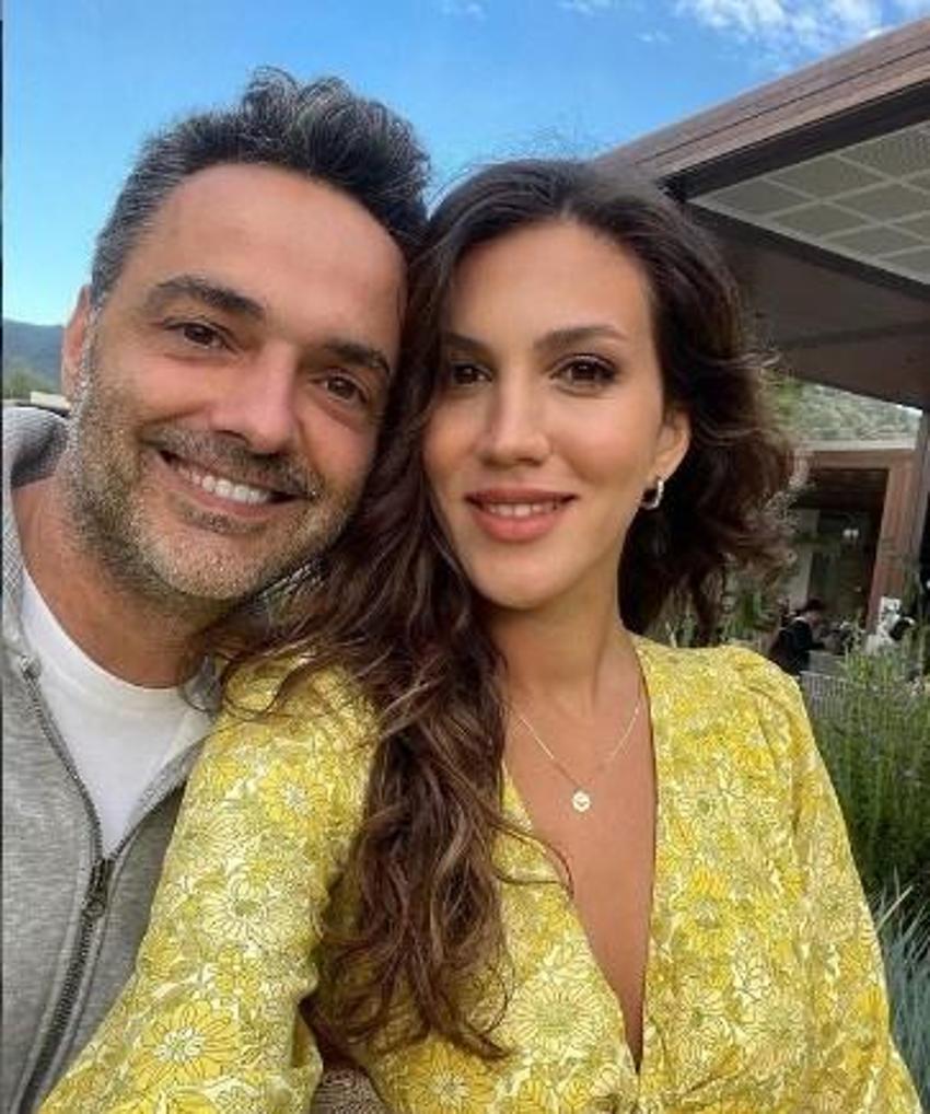 Arda Türkmen ile evlenecek olan Melodi Elbirliler bekarlığa veda etti!