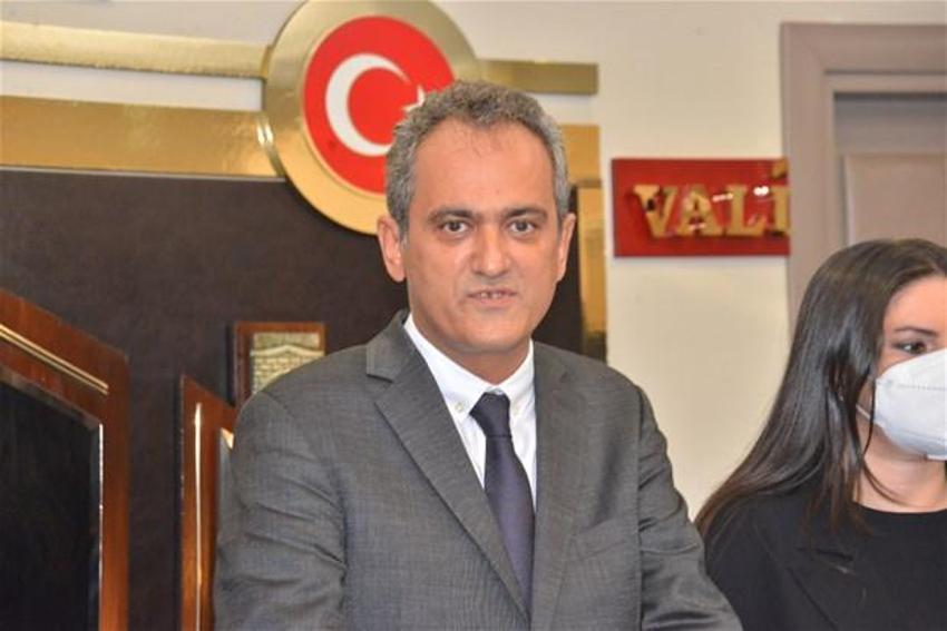 MEB harekete geçti  ve yeni kararı Bakan Özer duyurdu!  Hafta sonu eğitim...