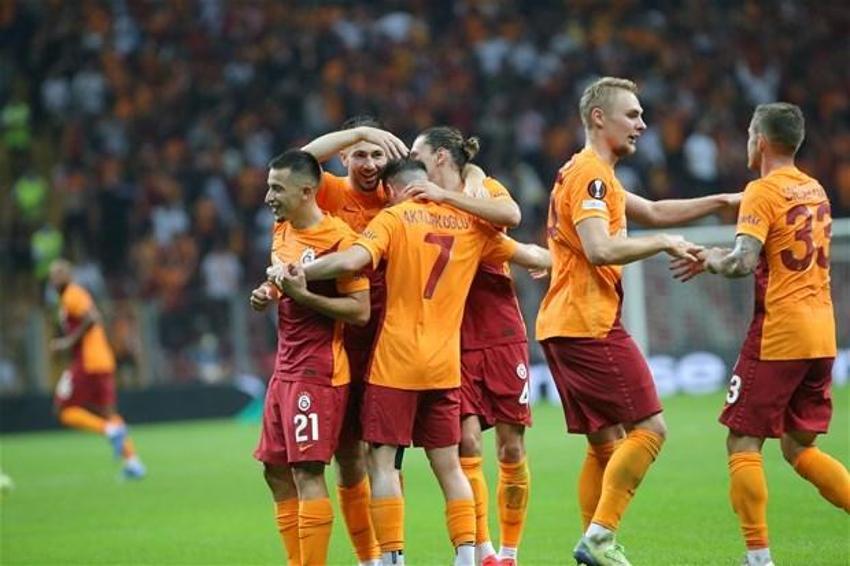Strakosha kendi kalesine attı Galatasaray Lazio'yu devirip liderlik koltuğuna oturdu!