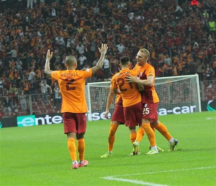 Strakosha kendi kalesine attı Galatasaray Lazio'yu devirip liderlik koltuğuna oturdu!