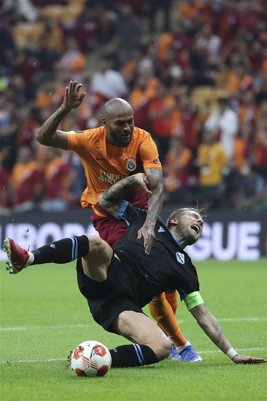 Strakosha kendi kalesine attı Galatasaray Lazio'yu devirip liderlik koltuğuna oturdu!