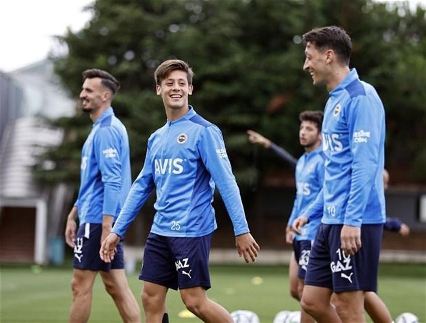 Comolli ve Emre Belözoğlu'ndan sonra Fenerbahçe'nin yeni Sportif Direktörü belli oldu! 5 yıl İngiltere'de görev aldı