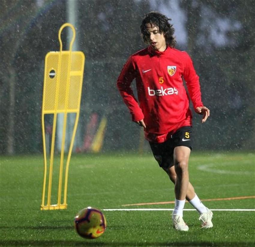 Ahmet Bulut'tan çok konuşulacak Gedson Fernandes ve Gustavo Assuncao itirafı! Geçen sene yüzde 50'ine 7,5 milyon euro verdiler