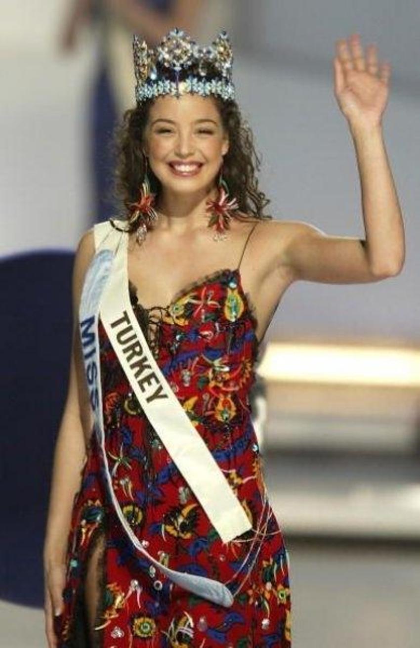 Dünden bugüne Miss Turkey güzelleri...