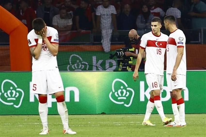 Rıdvan Dilmen'den Hollanda - Türkiye maçı sonrası Şenol Güneş istihbaratı! 'TFF ile görüşüyoruz...'
