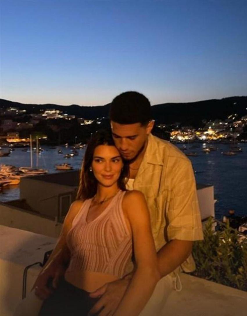 Kendall Jenner sır perdesini kaldırdı! Türk hayranları...
