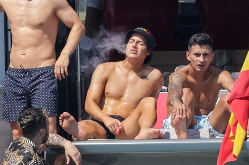 James Rodriguez'in İbiza tatili görüntüleri olay yarattı!