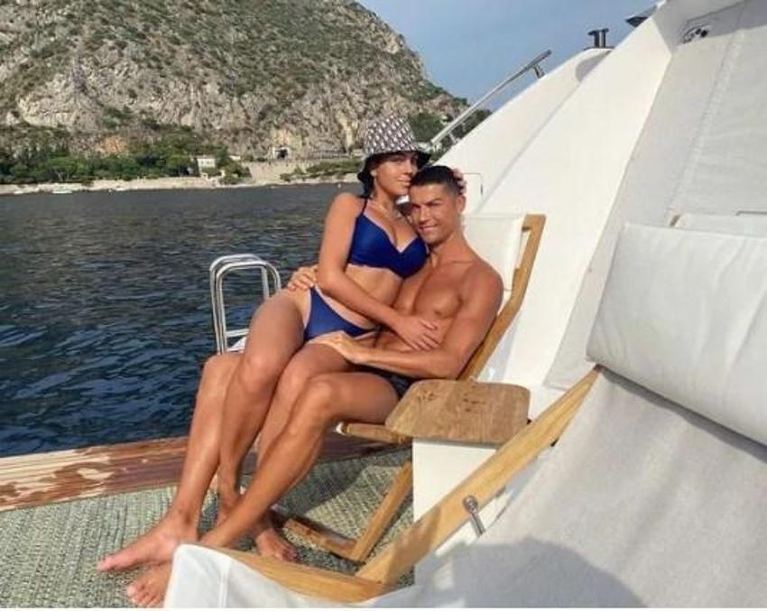 Dünyaca ünlü futbolcu Cristiano Ronaldo ve sevgilisi Georgina Rodriguez'in aşkı belgesel oluyor