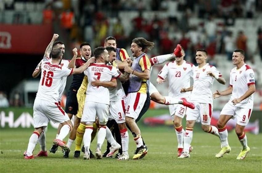 Türkiye - Karadağ maçında 90+7'de yıkıldık!  Altay'ın sesi televizyondan duyuldu, Şenol Güneş detayı...