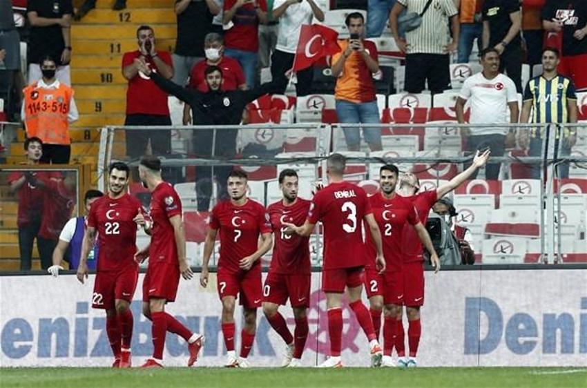 Türkiye - Karadağ maçında 90+7'de yıkıldık!  Altay'ın sesi televizyondan duyuldu, Şenol Güneş detayı...