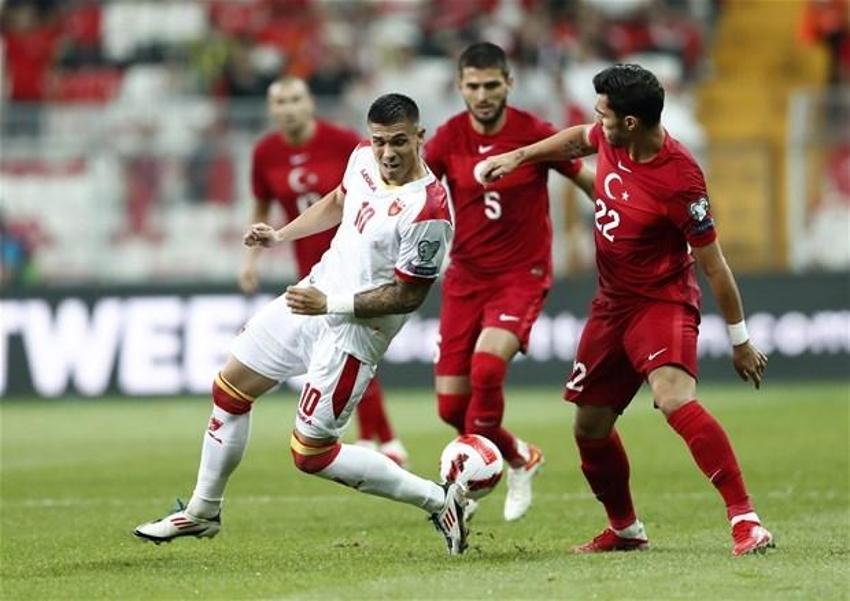 Türkiye - Karadağ maçında 90+7'de yıkıldık!  Altay'ın sesi televizyondan duyuldu, Şenol Güneş detayı...