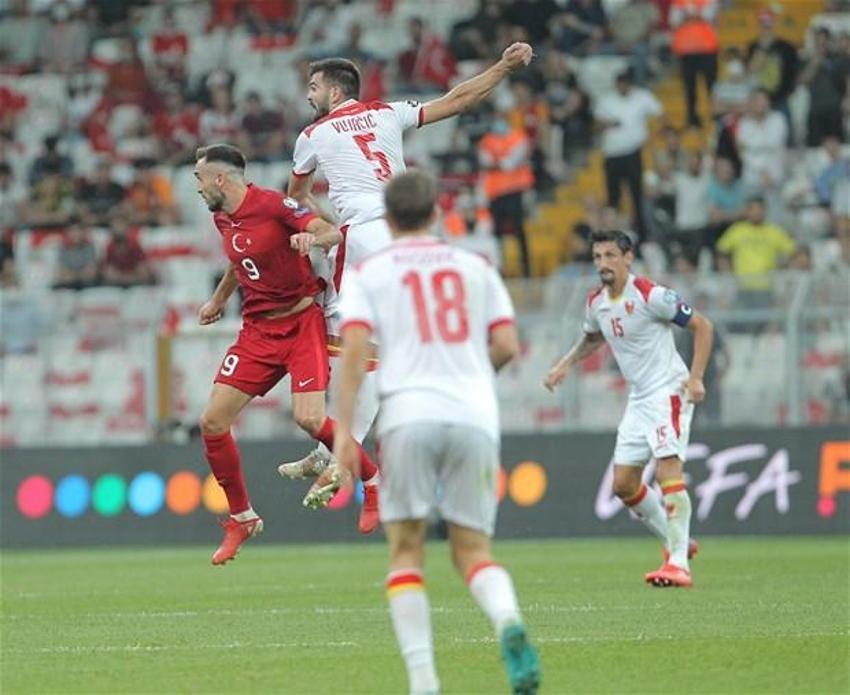 Türkiye - Karadağ maçında 90+7'de yıkıldık!  Altay'ın sesi televizyondan duyuldu, Şenol Güneş detayı...