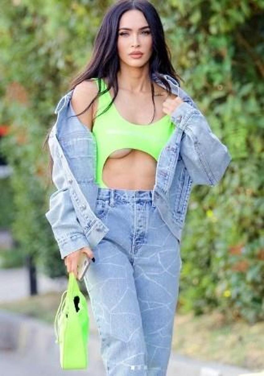 Megan Fox markete dekolteli bluzüyle gitti! Sevgilisi...