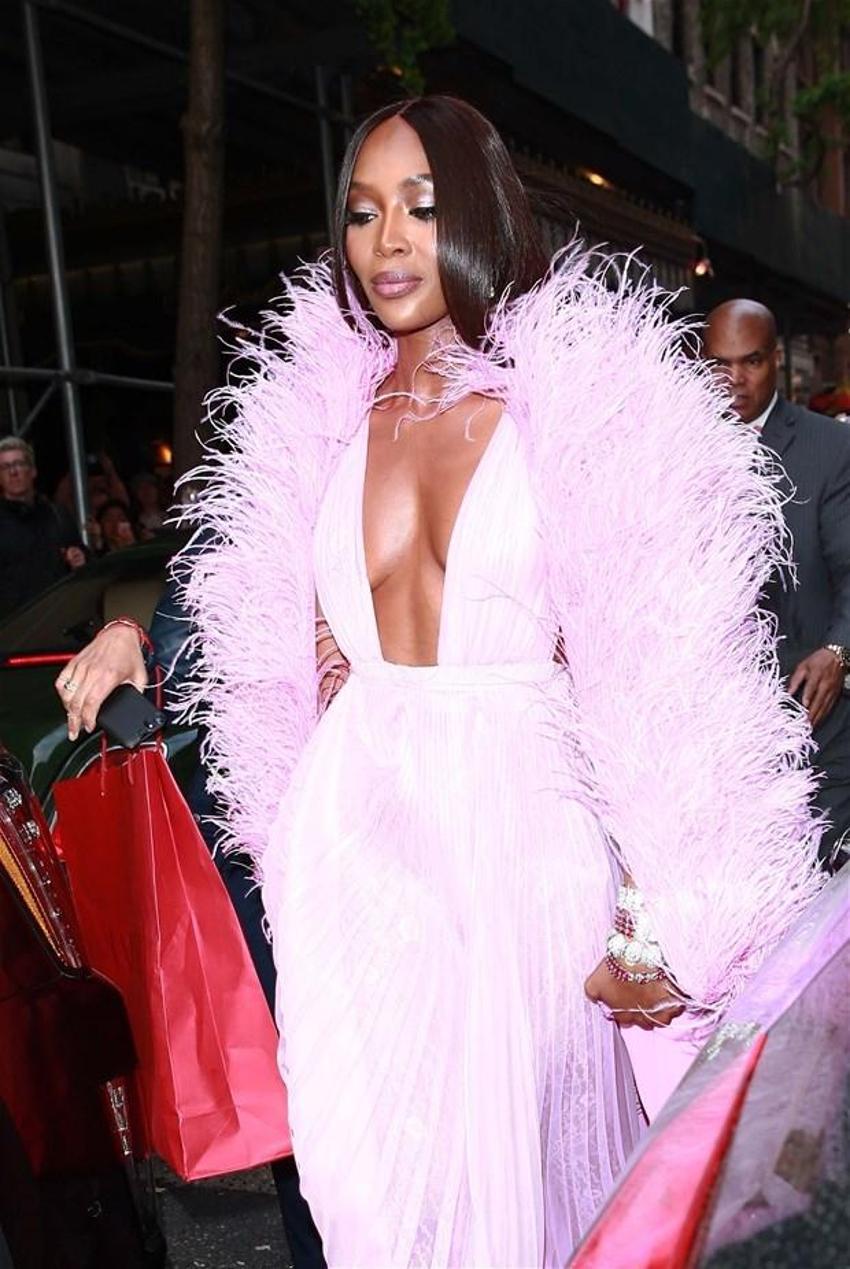 Naomi Campbell'dan şaşırtan itiraf: Kariyerim için...