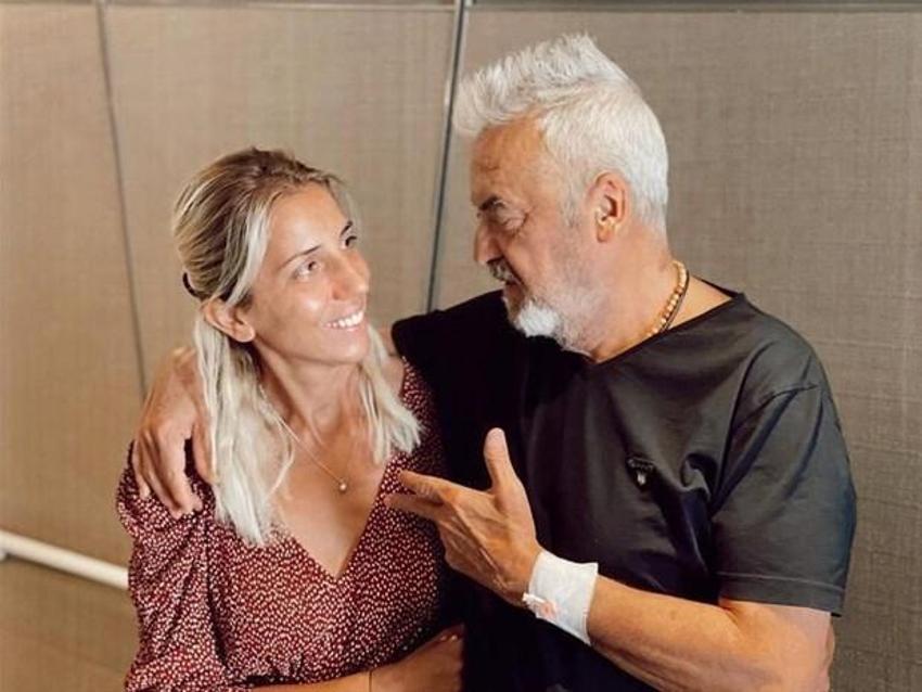 Sağlığına kavuşan Mesut Akusta kızıyla poz verdi!
