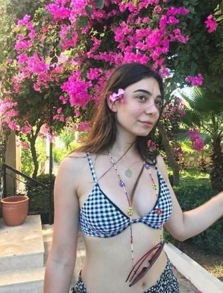 Alemin Kıralı'nın Oben’i Birsu Demir sosyal medyayı sallıyor!