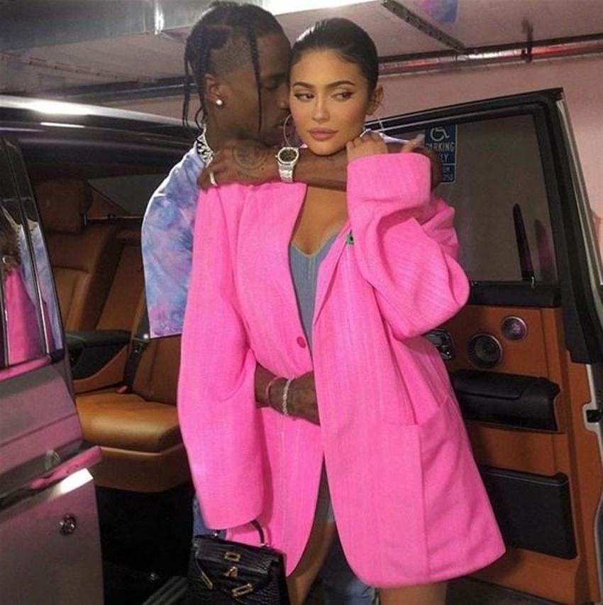 Kylie Jenner-Travis Scott çifti gündemden düşmüyor! İlişkileri...