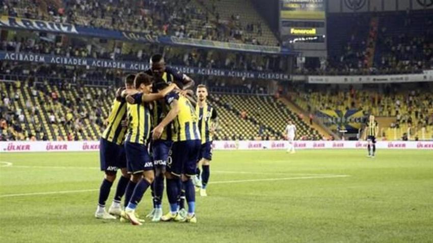 Mehmet Demirkol Ali Koç ve Vitor Pereira'nın yeni golcüsünü açıkladı! 'Kamuoyu ayağa kalkacak'
