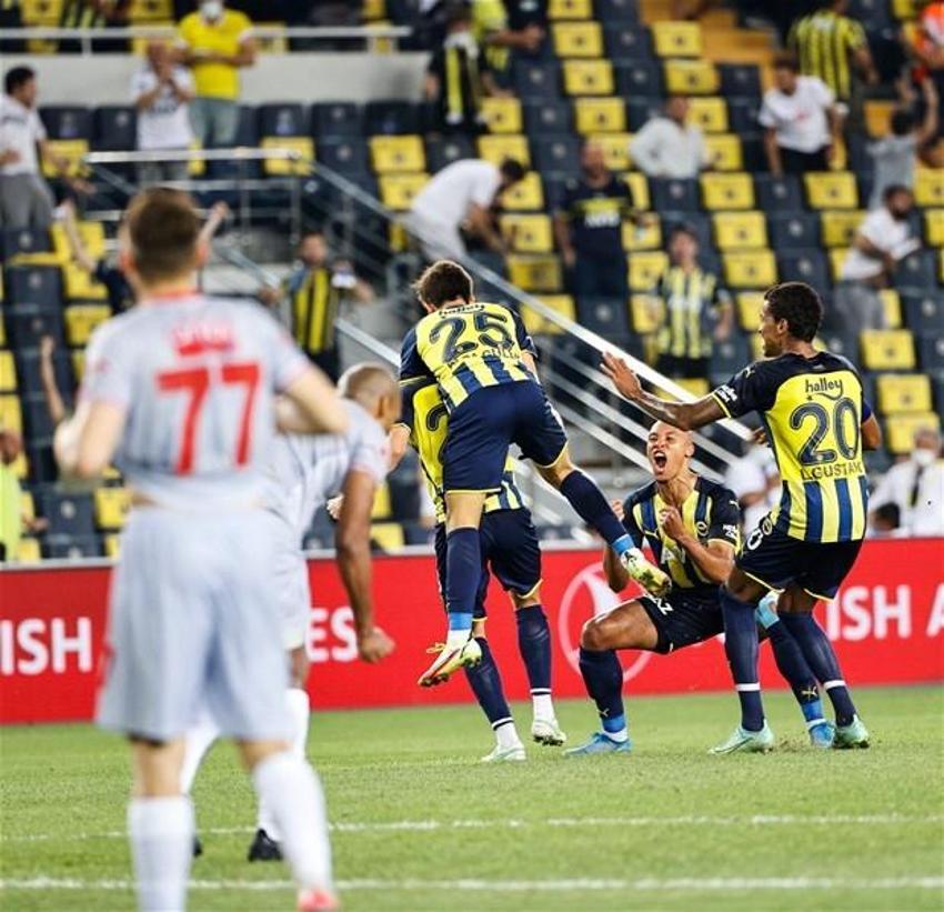 Fenerbahçe Antalyaspor maçından sonra Ali Koç ve Vitor Pereira'ya yaylım ateşi! 'Beklemeyin alın artık şunu...'