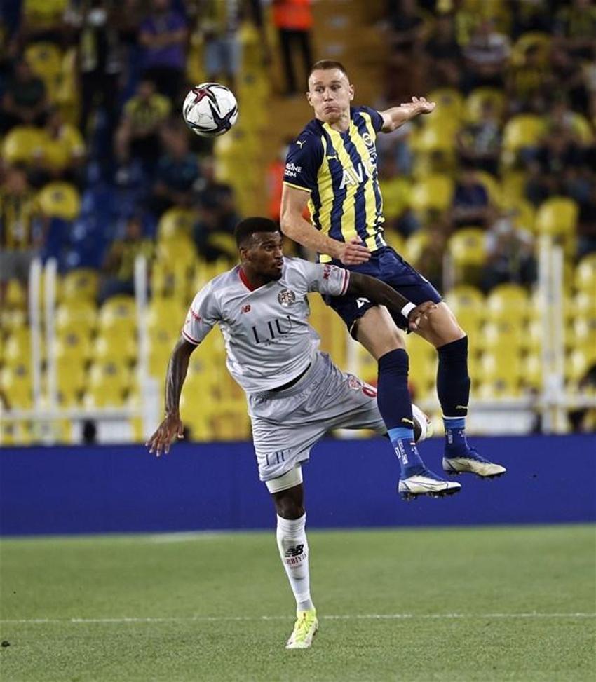 Fenerbahçe Antalyaspor maçından sonra Ali Koç ve Vitor Pereira'ya yaylım ateşi! 'Beklemeyin alın artık şunu...'
