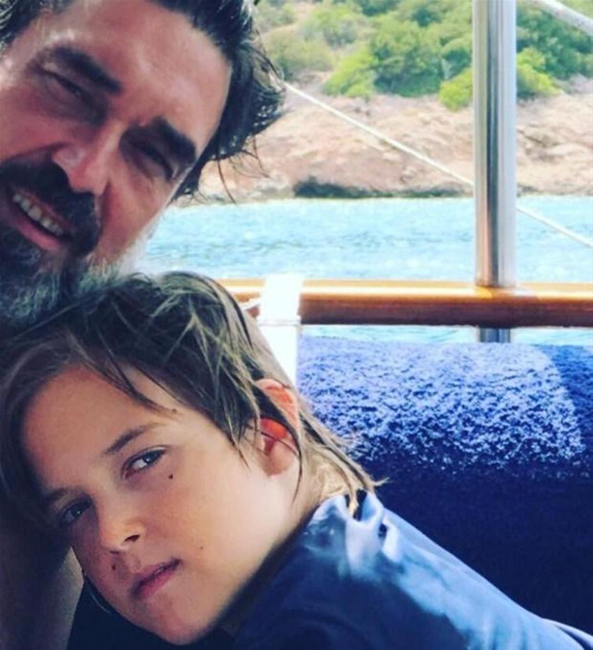 Burak Hakkı ve Can Yaman jakuzi piştisi oldu!