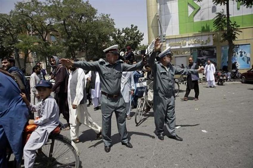 Afganistan'da dehşete düşüren son dakika gelişmesi! Taliban savaşçıları Amerikan askerleri üniformalarıyla...