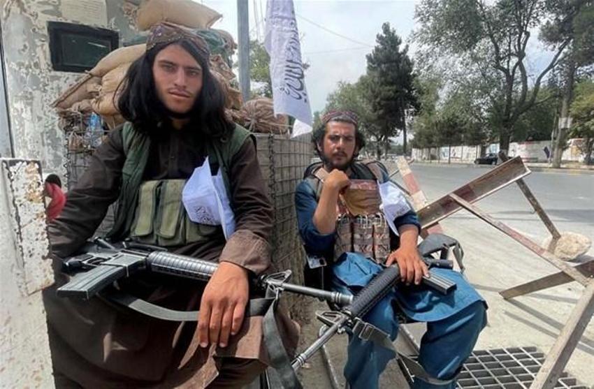 Afganistan'da dehşete düşüren son dakika gelişmesi! Taliban savaşçıları Amerikan askerleri üniformalarıyla...