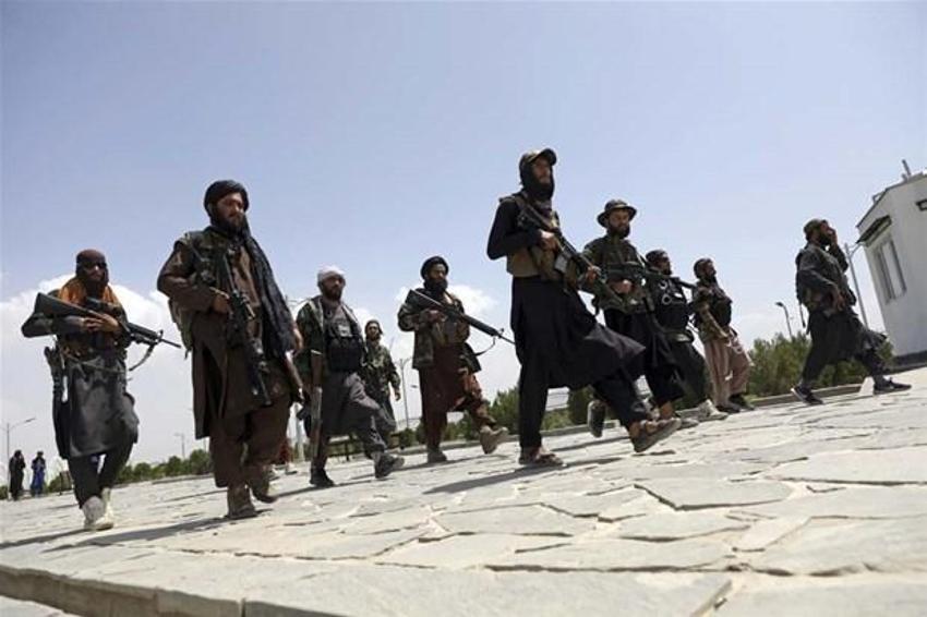 Afganistan'da dehşete düşüren son dakika gelişmesi! Taliban savaşçıları Amerikan askerleri üniformalarıyla...