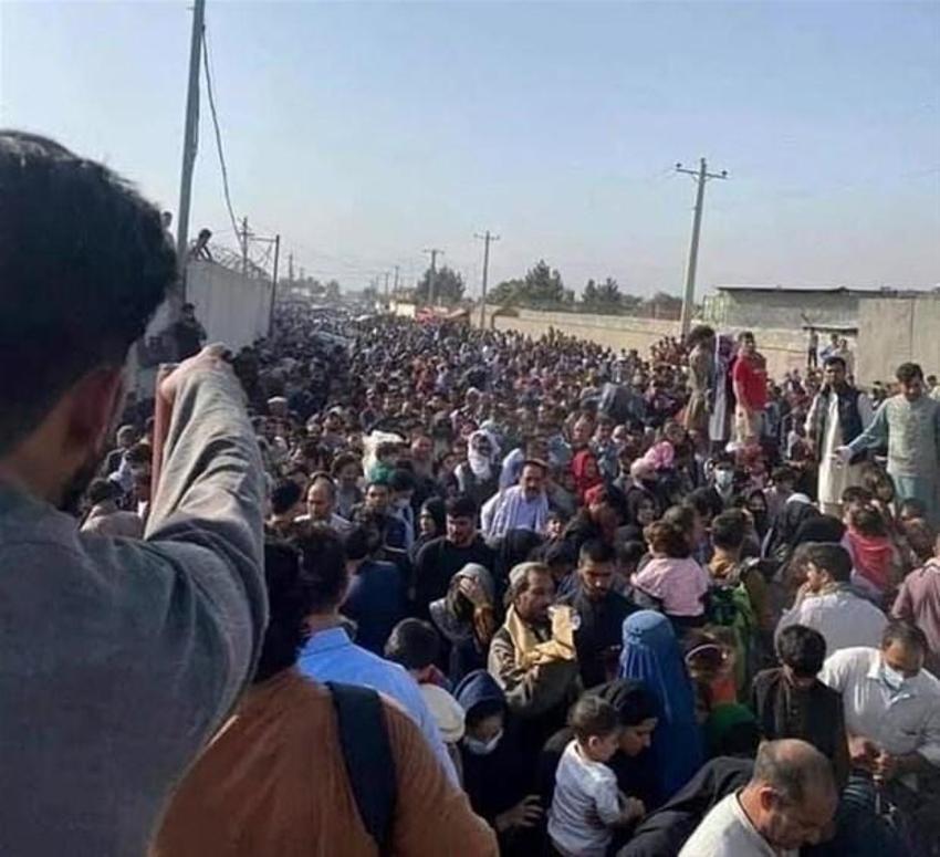 Afganistan'da dehşete düşüren son dakika gelişmesi! Taliban savaşçıları Amerikan askerleri üniformalarıyla...