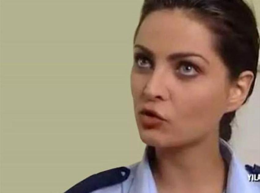 Yılan Hikâyesi'nin Başak'ı Betül Şahin tatil pozlarıyla yıllara meydan okudu!
