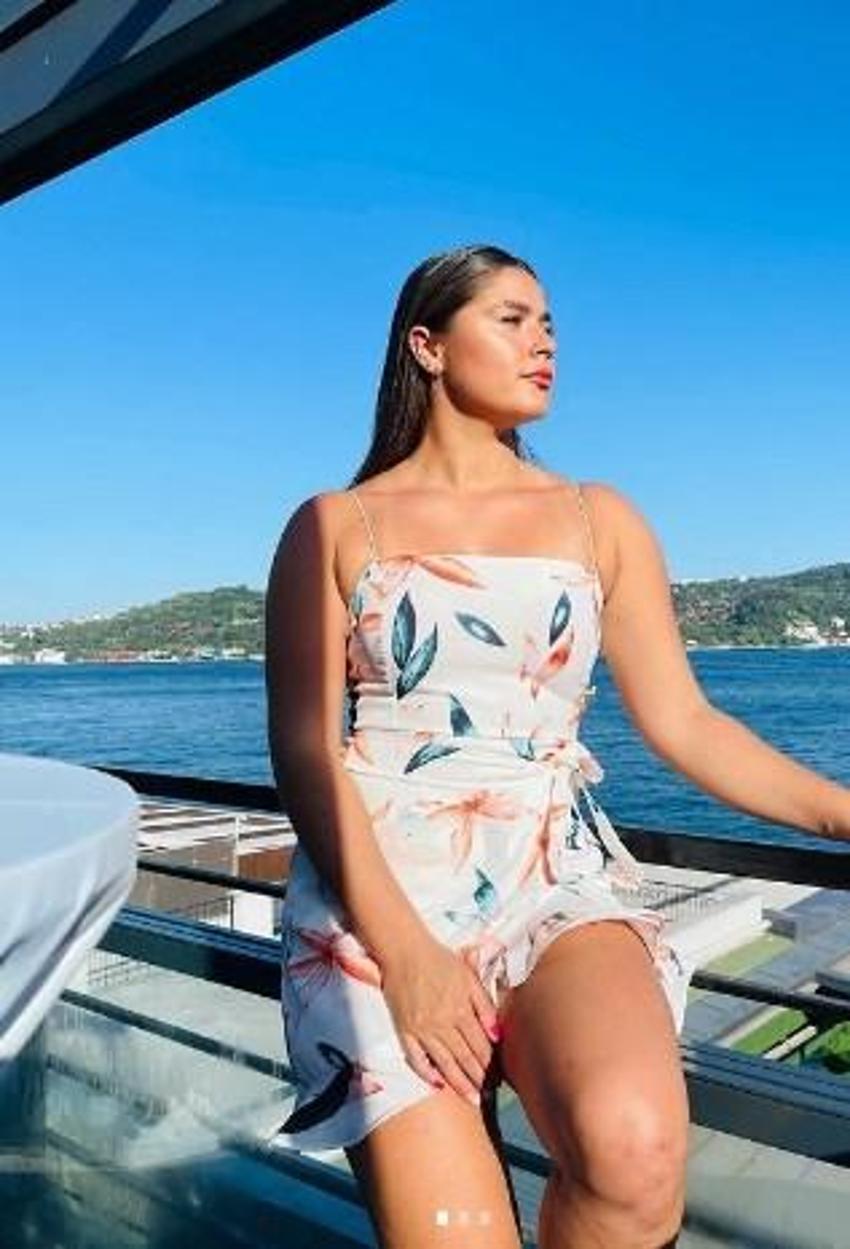 Survivor Ayşe tatil pozlarıyla Instagram'ı salladı! Yasin Obuz sessiz kalmadı...