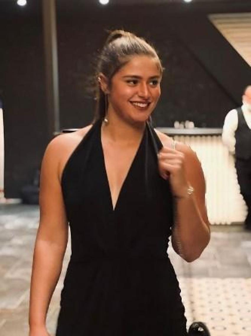 Survivor Ayşe tatil pozlarıyla Instagram'ı salladı! Yasin Obuz sessiz kalmadı...