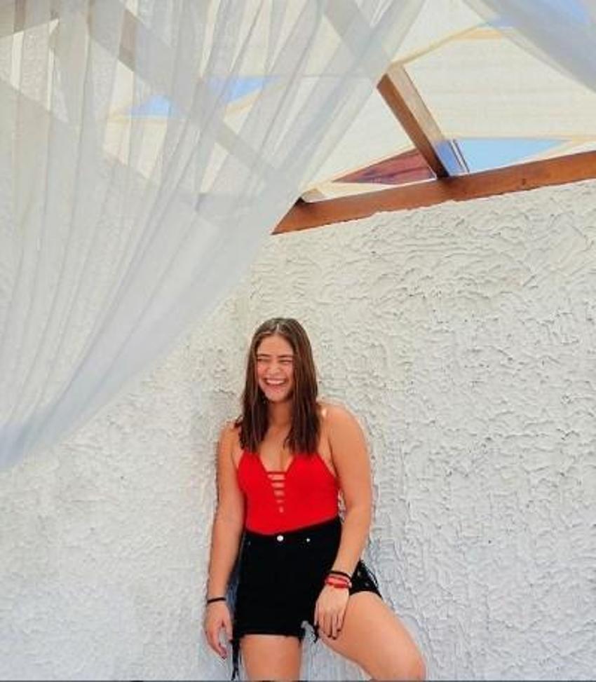 Survivor Ayşe tatil pozlarıyla Instagram'ı salladı! Yasin Obuz sessiz kalmadı...