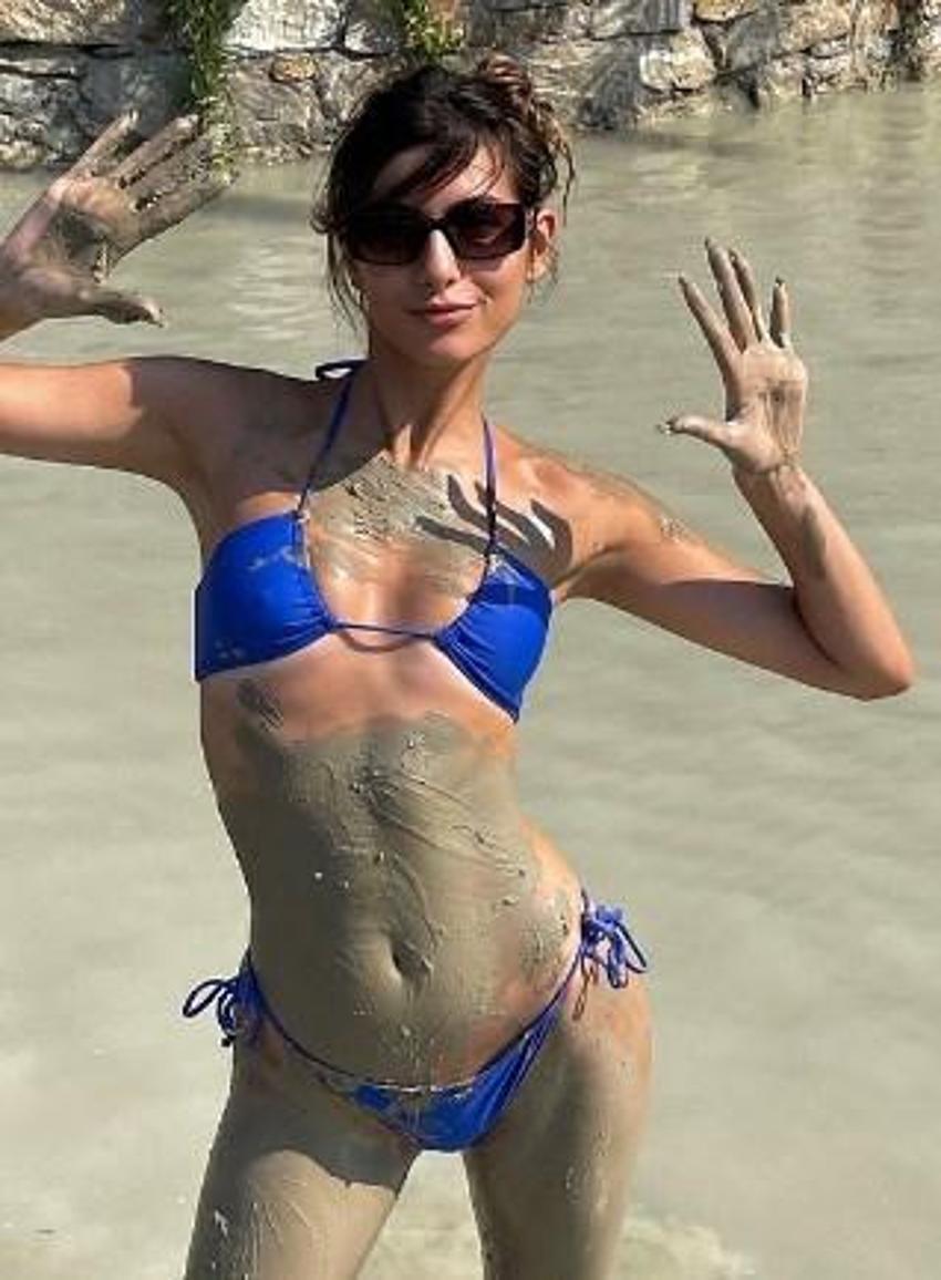 Tescilli güzel Buse İskenderoğlu yeni fotoğraflarıyla nefes kesti!