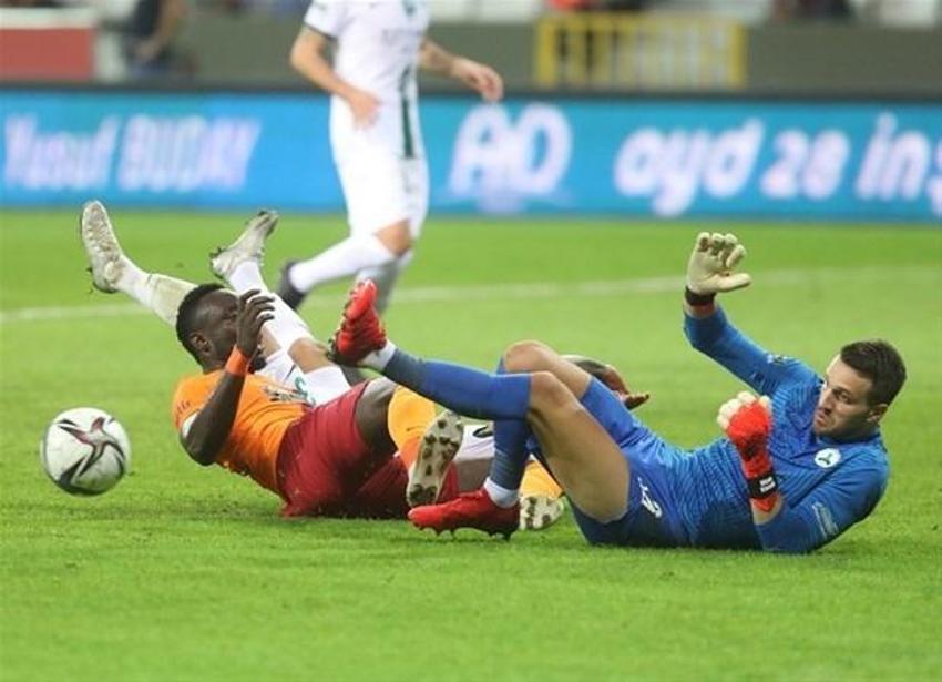 Kerem Aktürkoğlu'nu yumruklayan Marcao'ya olay yaratan ifadeler! 'Sen kim oluyorsun?'