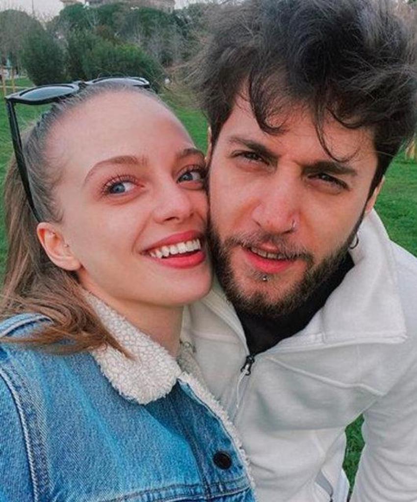 Ufuk Beydemir ile İpek Filiz Yazıcı'dan aşk pozları! 'Hanımcılık'