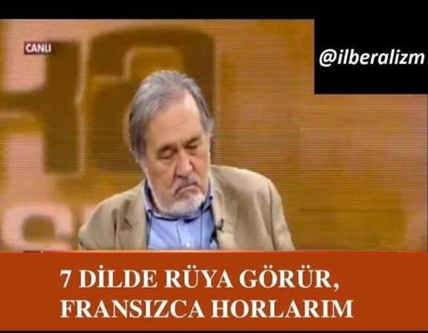 İlber Ortaylı´nın efsane caps´leri