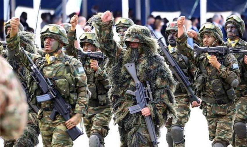 Yunanistan Afrika'ya Fransa için asker gönderiyor! Muhalafetten tepki: Fransız askerleri hayatını kaybederken...