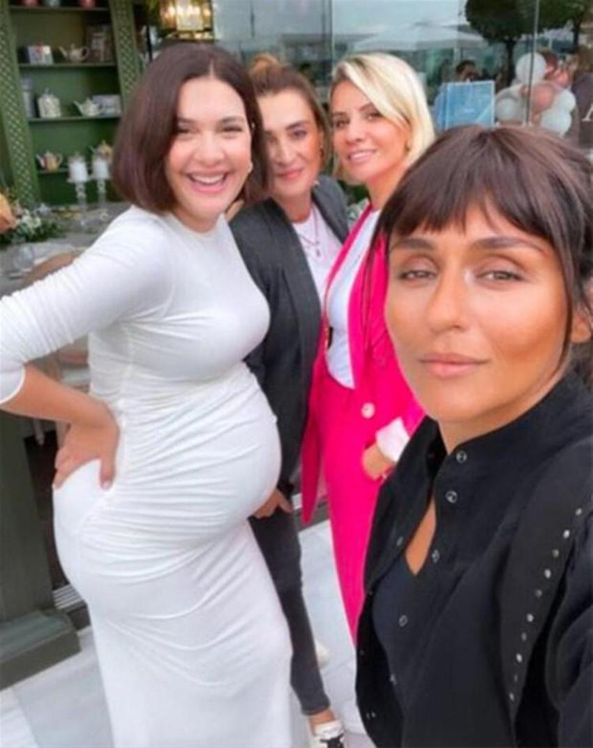 Bergüzer Korel'den doğuma sayılı günler kala baby shower partisi!