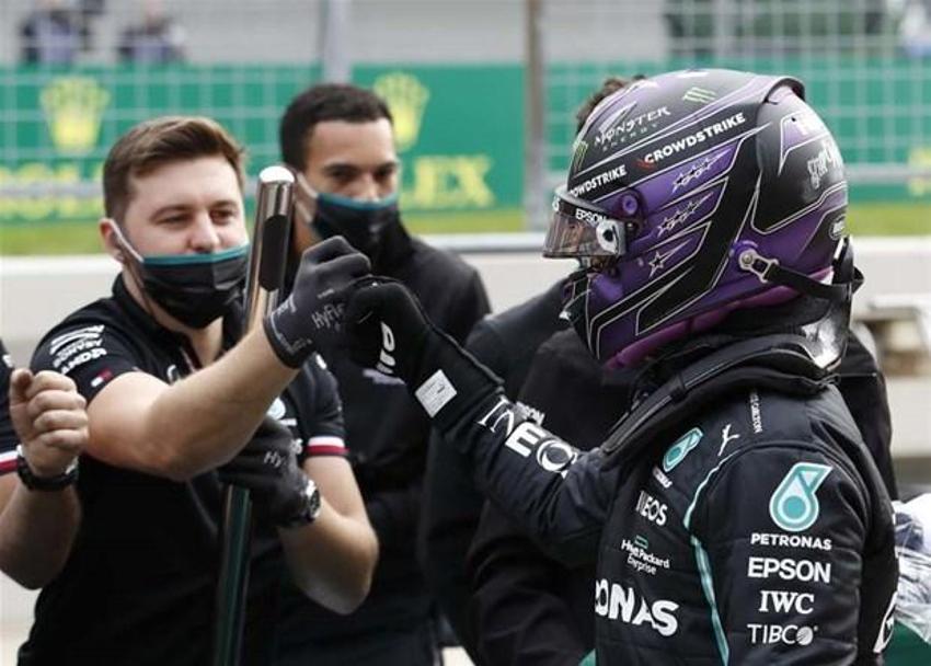 Formula 1'de son şampiyon Mercedes paylaştı Tuzla Belediyesi'nden cevap geldi: Lewis Hamilton ve Valteri Bottas...